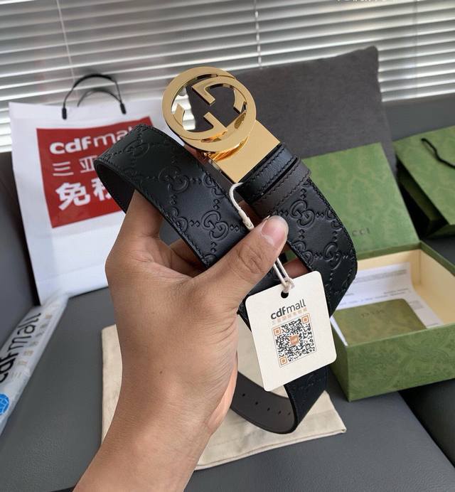 支持nfc芯片扫描 品牌 :古奇 :配带全套原版包装 材质 : 进口牛皮搭配头层牛皮底，搭配18K钢扣 颜色 黑色， 规格 :3.8Cm 卖点 :皇家御用经典款