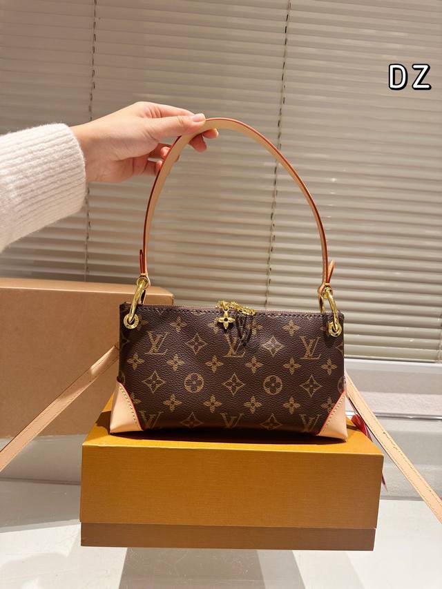 牛皮版本 Lv总有一款长在审美上吧 这个美美的格雷色 这个精致的包型 新款牛角包 尺寸25 14Cm