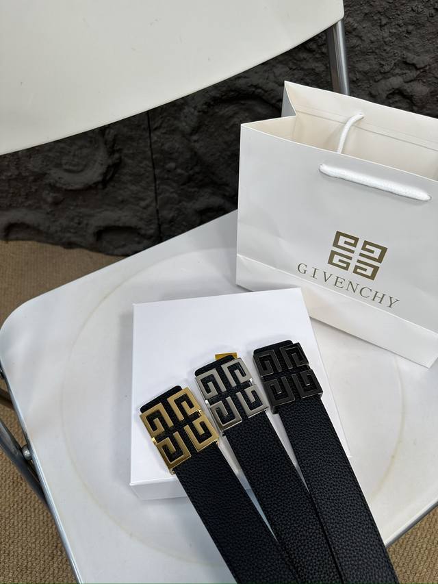 升级版 纪梵希！！ 高版本！全钢头 腰带 嘿哈 原单牛皮全钢头皮带～热门款 皮带里面最火的啦～质量很好 全套包装！五金绝对不褪色 皮带头和专柜一样的哦～ 配礼盒