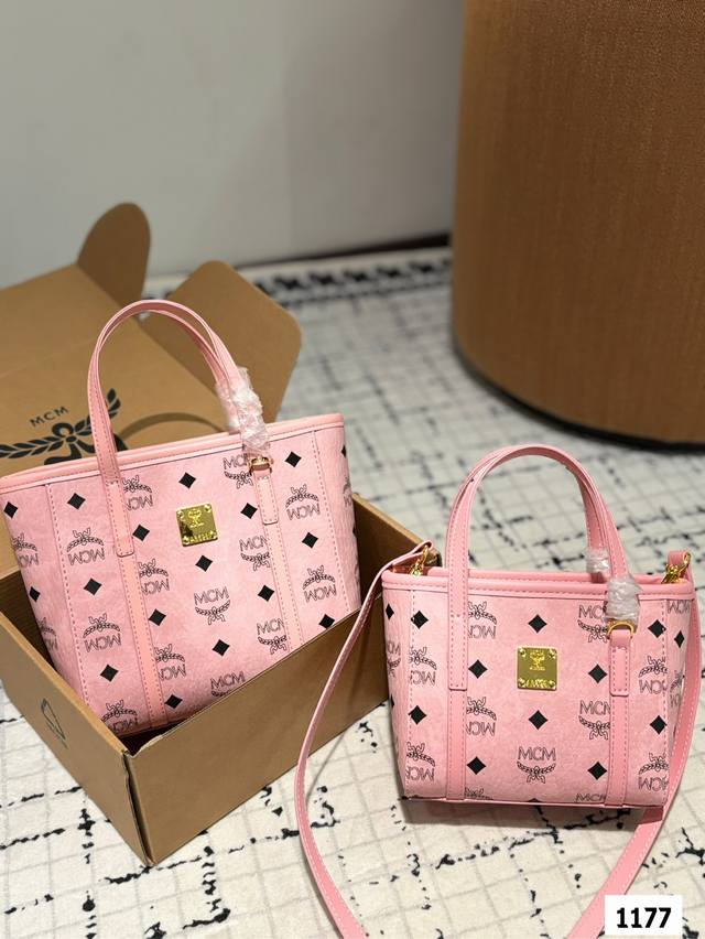 Mcm 原单20Tote 菜篮子 茶金mc 新款购物袋 菜篮子手提肩背超实用 原单正品东莞mcm国内代工厂代加工全包正品工序全方位对花每一针每一线纯手工缝制品质