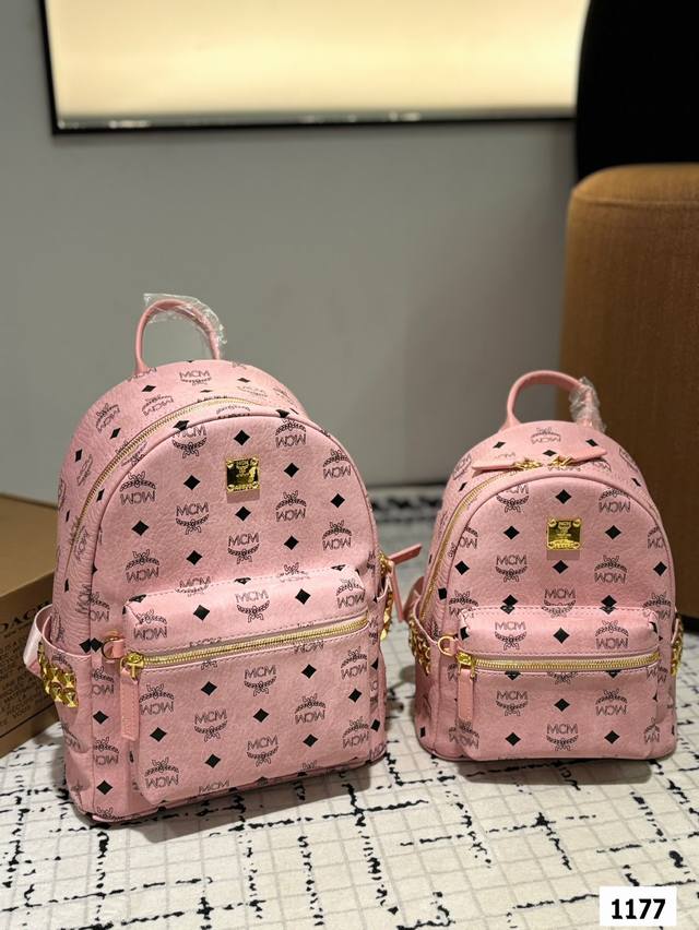 经典原单mcm双肩背包到货啦 M C M 2024款韩国专柜新款双肩包青岛原单代工品质 原版颜色拉头！专柜同材质 原版ykk拉头拉链 专柜原装定制 防尘袋 韩国