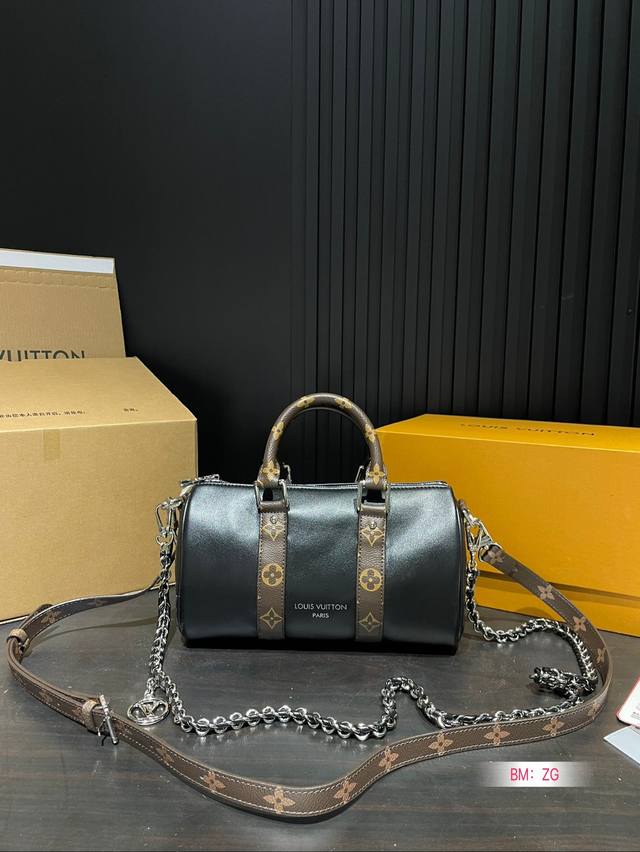 配折叠礼盒 Lvkeepall枕头包 2024新款 手提 斜挎 男女通用哦 尺寸：25*14