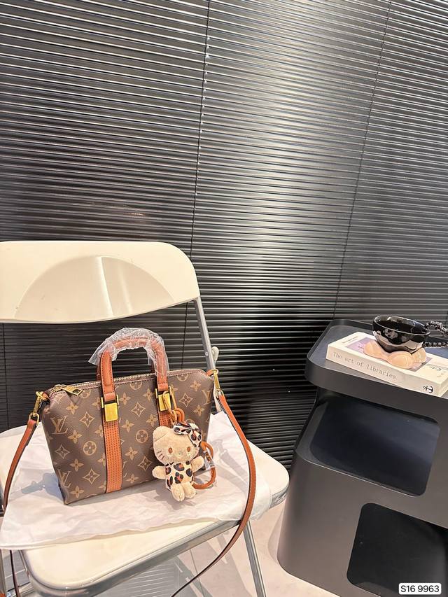 配盒子 Lv手提包 是熱腾腾新款 出門随手一拎就很好看 尺寸22 17 货号改版9963