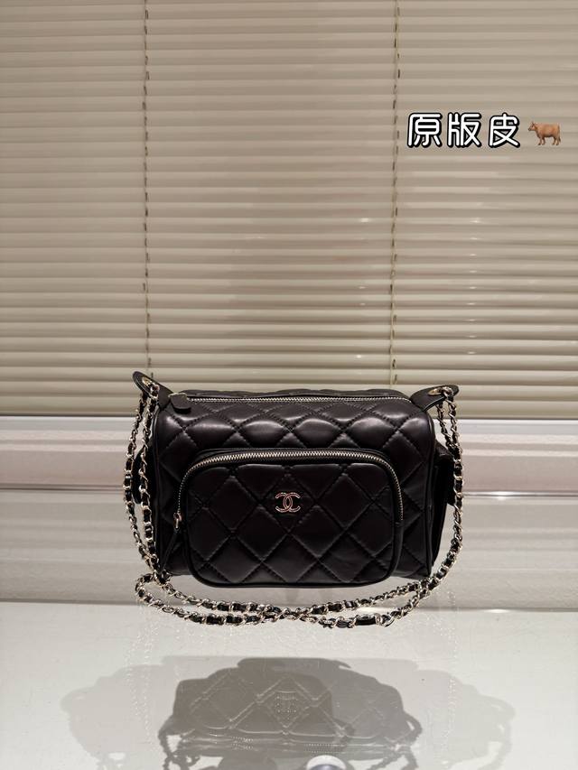 顶级原单 头层皮 Chanel 饭盒包 慵懒随性又好背 上身满满的惊喜 高级慵懒又随性 彻底心动的一只 Size：23.16Cm