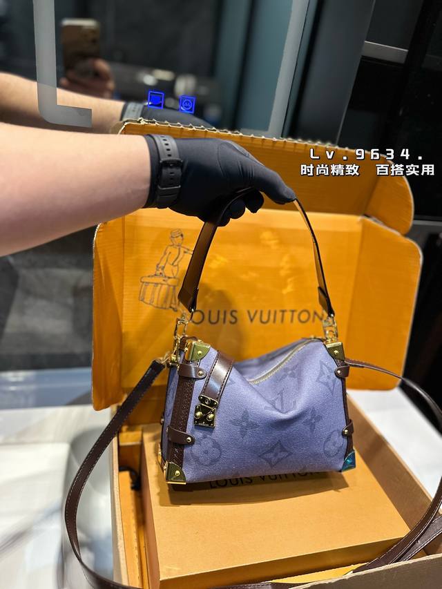 谷爱凌同款 秀款 小箱子 Lv Side Trunk 谷爱凌 盒子包 箱子包 24新款！是软软的小箱子 很多精致的小细节在里面大 容量又实用又好凹造型 长短肩带