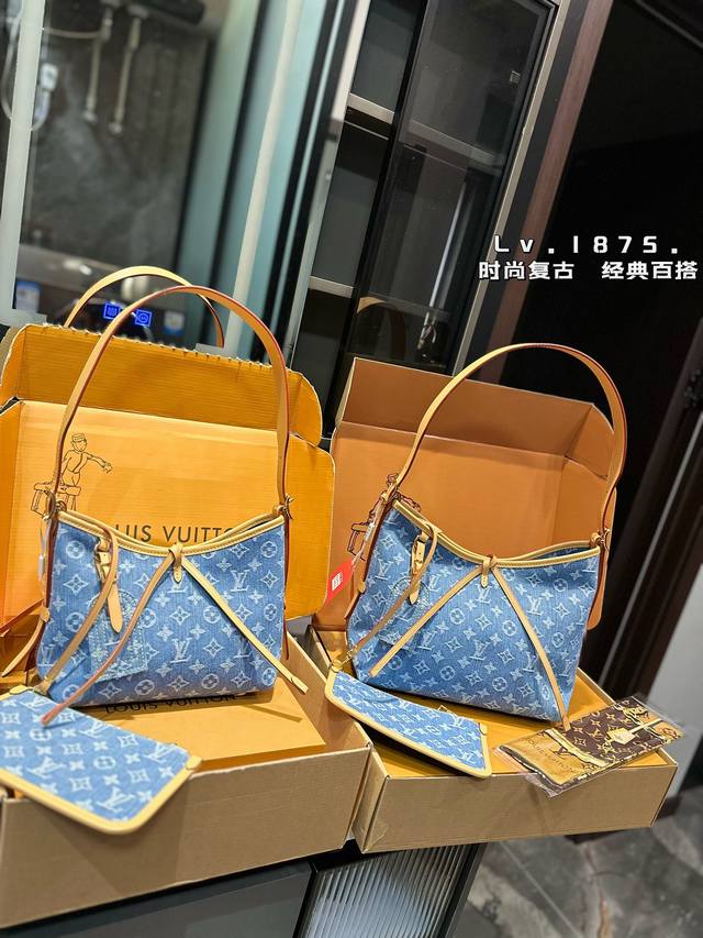 礼盒包装 24年新品 丹宁牛仔 路易威登lv Carryall新款通勤包颜值实用 #路易威登lv #路易威登#Iv #路易威登louisvuitton#路易威登
