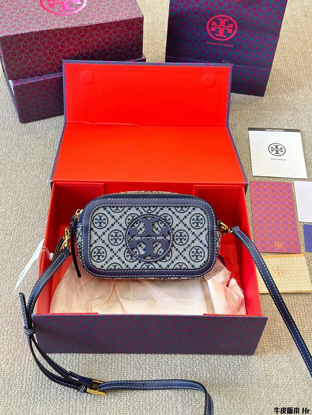 牛皮版本 Miller 迷你斜挎包～ ＃精选柔软的荔枝纹皮革打造，配以2个拉链隔层和激光切割双tlogo，以及可拆卸提 花背带。尺寸19 12Cm
