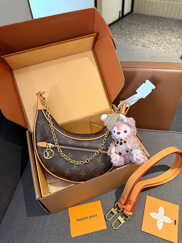 送挂件 “折叠礼盒官网飞机盒” Iv Vitage新款牛仔豌豆包lv Marel中古包，最近iv中古包款式可以说o的不能再沙了，大小非常合适呦尺寸: 25