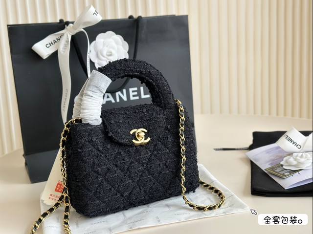 全套包装 Size：19*12Cm 小香家23K Kelly 最美的23K，太好看了！ 想要马上滴滴sa的冲动 新包真的超香哦！