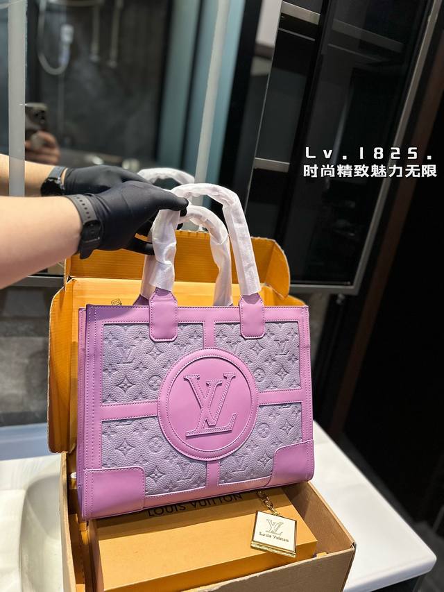 Lv 中古老花托特包 给人第一眼就很高级 说不出来的魅力 出街日常搭配首选 尺寸：33.27Cm