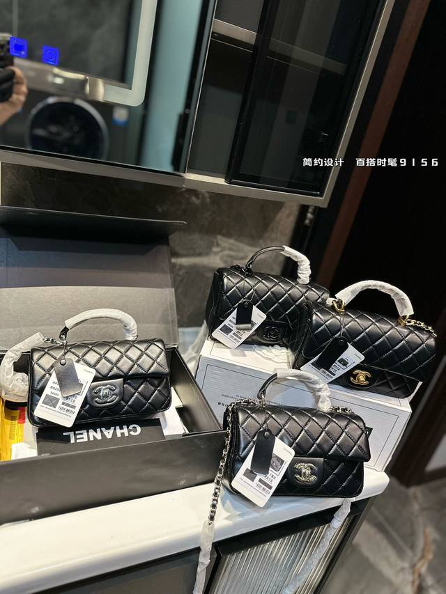 礼盒包装 Chanel 香奈儿 手柄方胖子 时时刻刻展现最美的你。可单肩，斜挎，尽显女人优雅气质 是一款超级百搭的休闲链条包 Size：20*12Cm