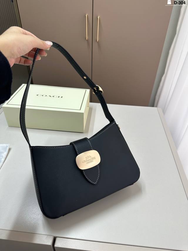 蔻驰腋下coach放大招！12月新款eliza 系列真的太好看了！简约设计，真的让人眼前一亮！颜色简单又不失优雅，时尚感满满,轻轻松松搭配出时尚感，日常通勤都适