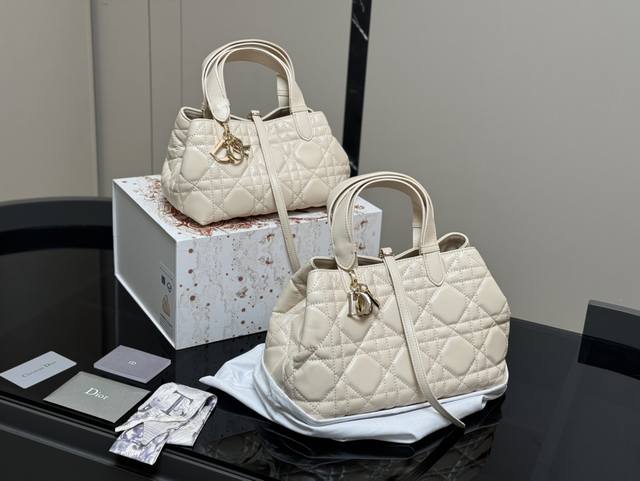 折叠盒 原版来啦 迪奥 新款变形托特 原版五金 Size:30.19Cm 25.15Cm