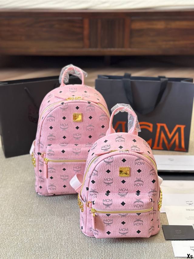 牛皮版本 经典原单mcm双肩背包到货啦 M C M 2024款韩国专柜新款双肩包青岛原单代工品质 原版颜色拉头！专柜同材质 原版ykk拉头拉链 专柜原装定制 防
