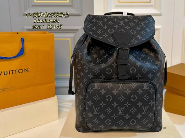 无盒 Size:32×45 Lv路易威登新款montsouris 老花双肩包 满足日常所需,解放双手 包口抽绳设计 有非常能装 黑色老花款,低调简单 包身不易变 无盒 Size:32×45 Lv路易威登新款montsouris 老花双肩包 满足日常所需,解放双手 包口抽绳设计 有非常能装 黑色老花款,低调简单 包身不易变