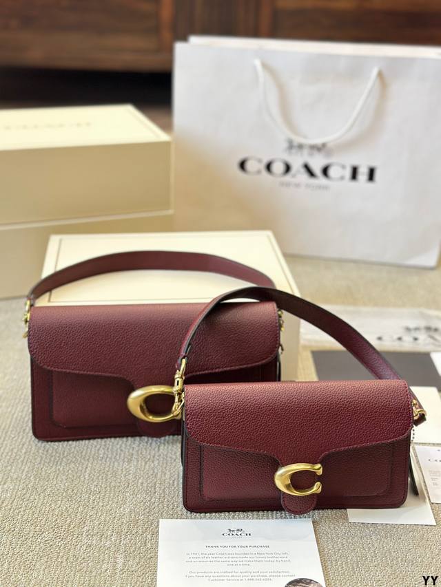 牛皮版本 新tabby 三层酒神包 Coach 家酒神包tabby手提包单肩斜挎包。让小姐姐第一眼看到就会爱上它。被誉为平价版小酒神包的蔻驰tabby，复古又百