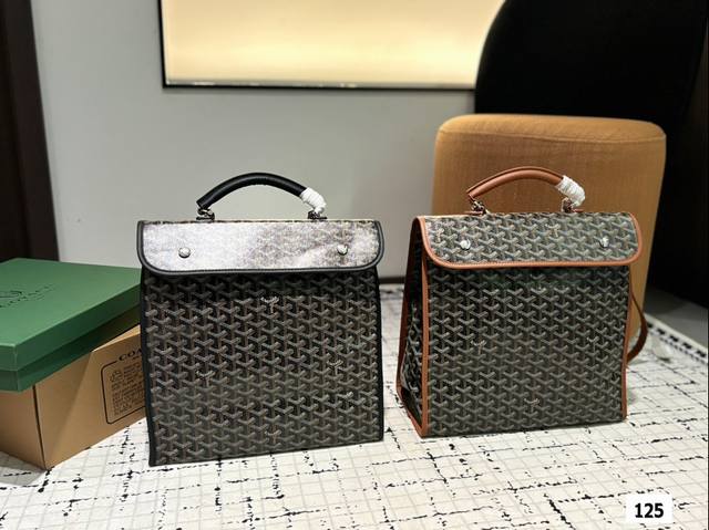 配盒尺寸33.33 戈雅双肩包 怒推给宝子们的旅行好物，实用系王牌选手，出了名的轻便抗造防水耐脏，旅游通勤一只包稳妥安排住，背着就很酷很飒，手拎着呢就很随性松弛