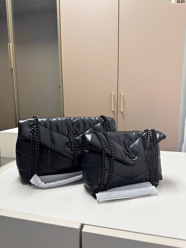 Ysl圣罗兰云朵包 外观颜值爆表不要犹豫 必入款 真好好 D-21尺寸29×19 22×14折叠盒