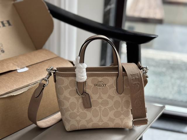 配盒 尺寸16.14 蔻驰 Coach City Mini 托特包 容量不容小觑 女人味满满 优雅与时尚并存