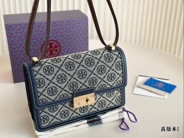 折叠盒 Toryburch升级款风琴谁还没拥有！ Toryburch新款风琴包采用经典的风琴造型设计，线条流畅，优雅大方。包身采用高品质牛皮材质，触感柔软，耐磨