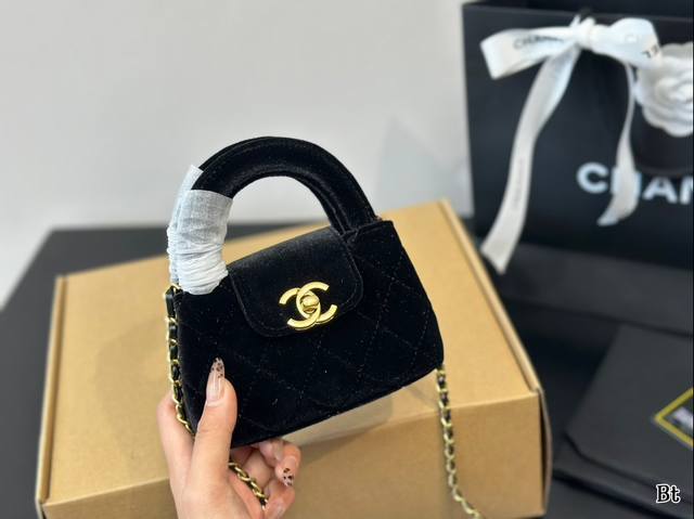 折叠盒 Size：13*9Cm 小香家23K Kelly 最美的23K，太好看了！ 想要马上滴滴sa的冲动 新包真的超香哦！