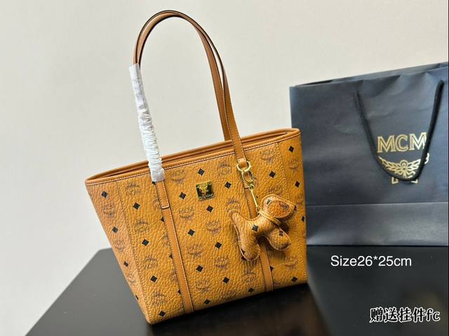 飞机盒 Mcm购物袋 升级版拉链款 Shopper 改变后的“我” 你是否更爱我了呢？ 尺寸26*25Cm