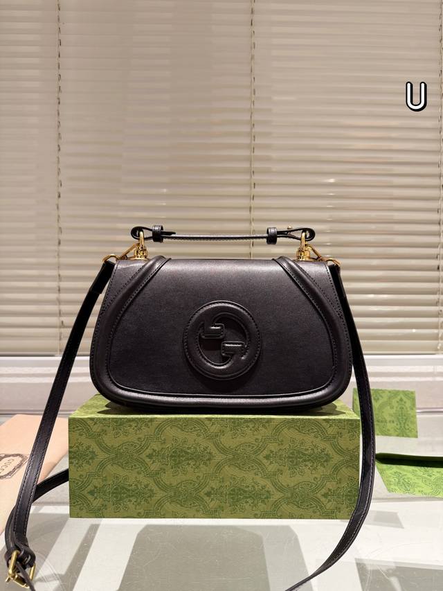 配礼盒包装 Gucci古奇新品手提斜挎包 Blondie 超百搭 超大容量 尺寸27.17 配礼盒包装 Gucci古奇新品手提斜挎包 Blondie 超百搭 超大容量 尺寸27.17