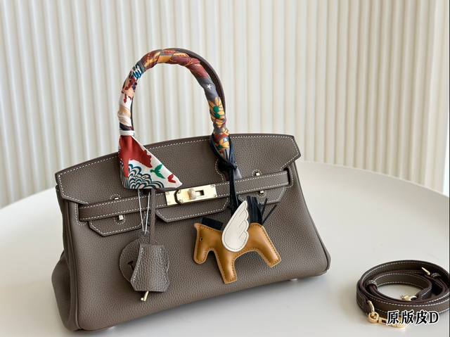 全套包装 爱马仕铂金包 背铂金包的季节来啦 尺寸32*17Cm 金扣！原版品质