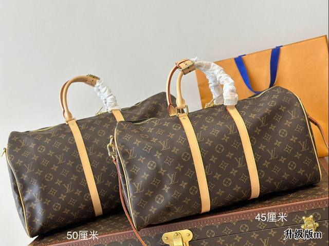 Lv新品旅行袋 男女通用款 大容量 尺寸50Cm 45Cm 出差出游 不可缺少哦！