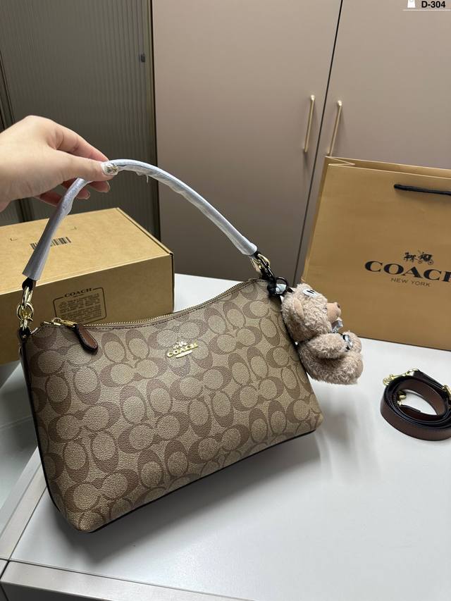 配挂件 Coach 蔻驰腋下包 单肩包斜挎包手提包购物袋 容量非常可，很实用的一款d-307尺寸28.10.18飞机盒