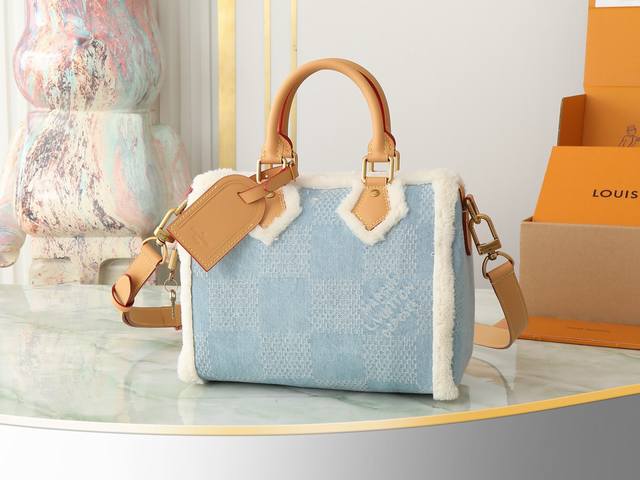 顶级原单 独家实拍 M40700牛仔绒面 变码芯片版 Pharrell Williams以 Damier Denim 3D棉质帆布打造此款 Speedy 25B