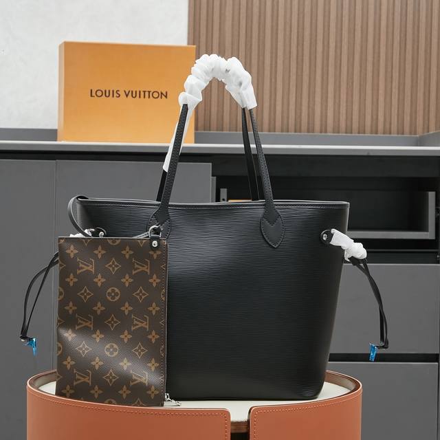 Neverfull 中号手袋 M11930黑色 M12195绿色 M12755红色 M12746棕色 水波纹 2024秋冬新品经典回归，奢华的 Epi 皮革使