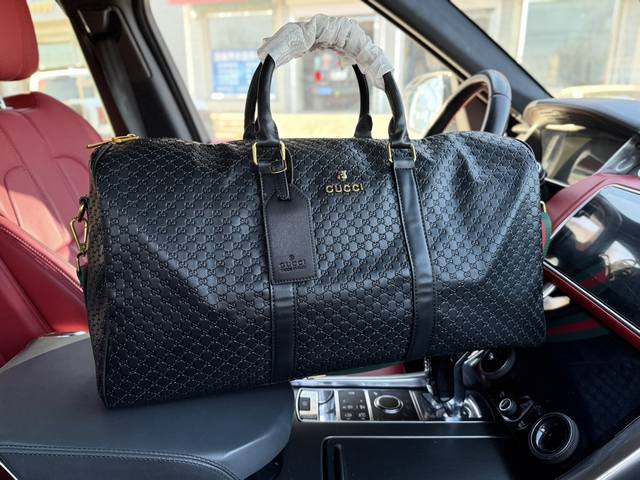 高端货 新款 “ Gucci ”古奇旅行袋 Gucci古驰旅行包 50 旅行袋 登机包 采用手提单肩斜挎包 男女款 棕色。高清五金logo标志、专用内里。顺滑拉