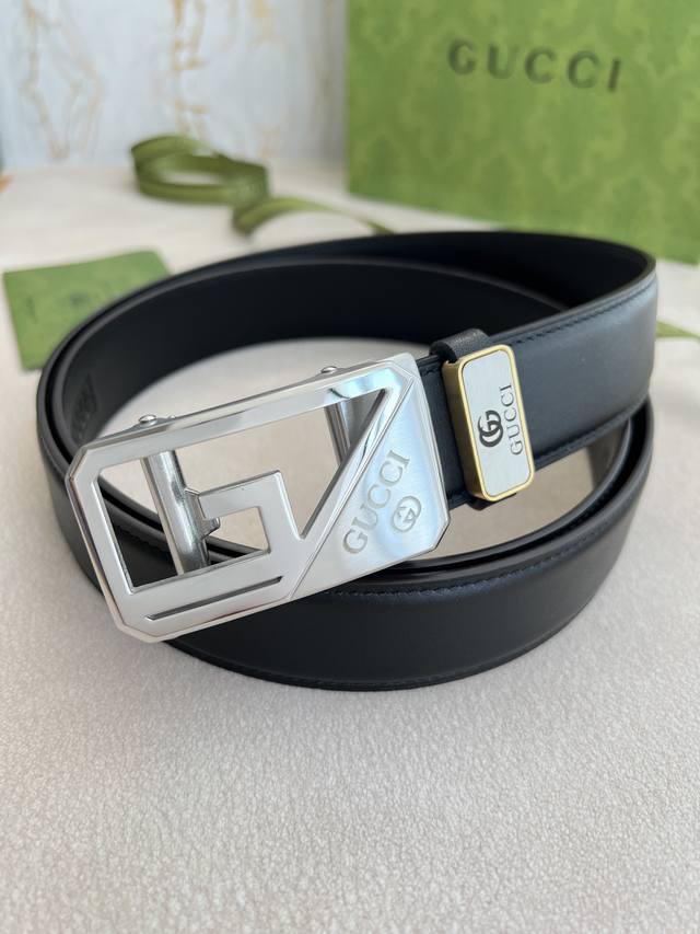 品名：古奇.Gu...Cci 腰带自动带 皮带 型号：自动扣，纯钢材质自动扣，自动带身，实物拍摄 材料：百分百头层牛皮，保证真皮。24K纯钢扣专柜同等质量， 双