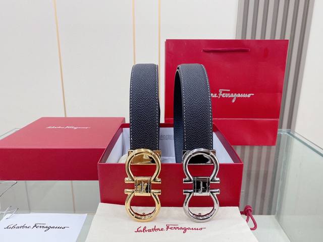 菲拉格慕 Salvatore Ferragamo 意大利 宽度3.5Cm 精美扣头 不褪色 小牛皮 手感极佳 上身郊果棒 商务休闲两用 菲拉格慕 Salvatore Ferragamo 意大利 宽度3.5Cm 精美扣头 不褪色 小牛皮 手感极佳 上身郊果棒 商务休闲两用