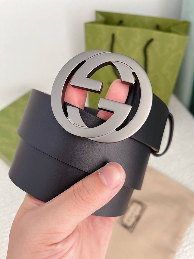 配全套专柜礼盒 Gucci古奇3.8Cm原单意大利原厂进口双面头层牛皮，皮质细腻光滑，且耐磨耐拉， 搭配精品经典双g扣.简约大气百搭款