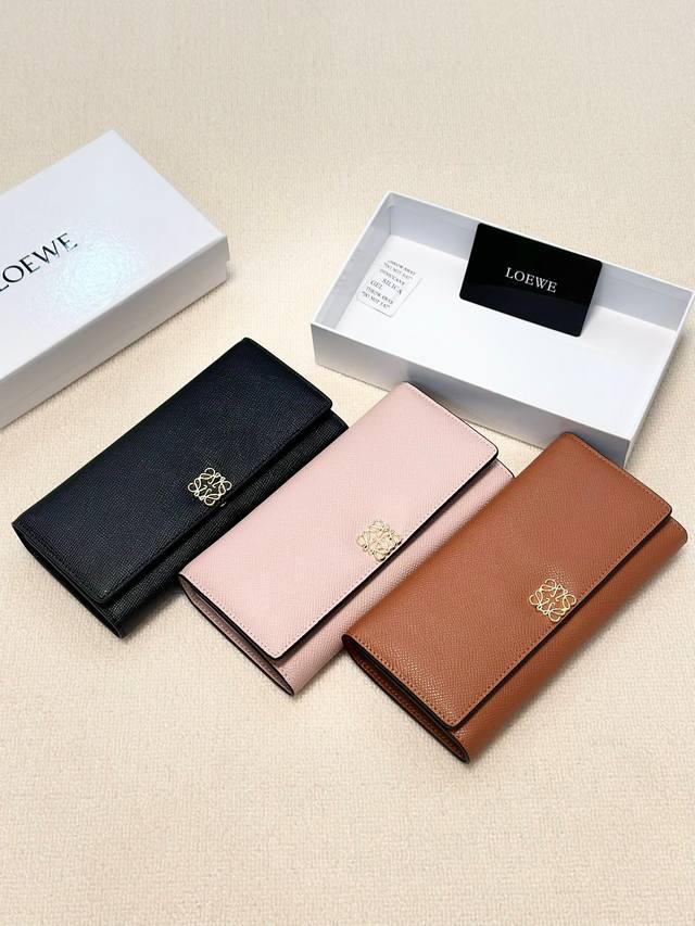 颜色 黑 粉 土黄尺寸 19X10罗意威爆款牛皮长款钱包款式经典做工精细耐磨耐用手感极佳 颜色 黑 粉 土黄尺寸 19X10罗意威爆款牛皮长款钱包款式经典做工精细耐磨耐用手感极佳