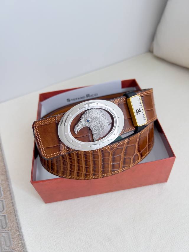 品名:史帝芬.尼治. Stefano Ricci 腰带 皮带 型号:挂扣,纯钢材质挂扣镶钻,挂孔带身,双面头层牛皮 材料:百分百头层牛皮,保证真皮。24K纯钢扣 品名:史帝芬.尼治. Stefano Ricci 腰带 皮带 型号:挂扣,纯钢材质挂扣镶钻,挂孔带身,双面头层牛皮 材料:百分百头层牛皮,保证真皮。24K纯钢扣