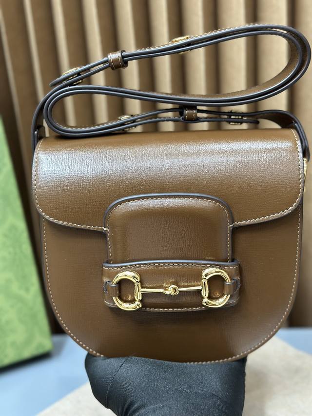 原厂皮 新款马安包 实物实拍！款号760191棕皮尺寸：宽18X高16X侧宽6.5Cm，出货了。配原厂包装