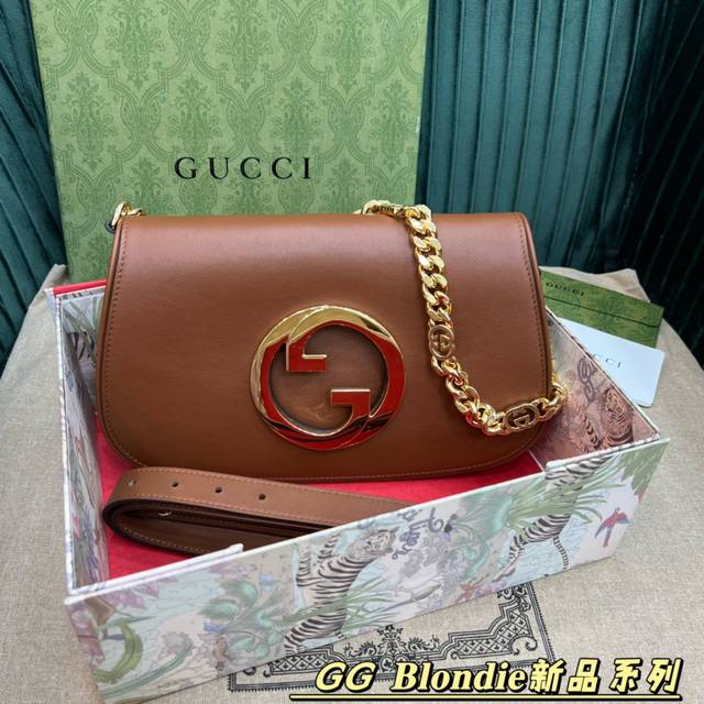 原厂皮 大货 腋下包法背节细 顶级原单 配包装 配搭五全金条链 Gucci Blondie扣互拿到手的真很绝 金五皮料质感份足很量配搭了条两替肩换带 随时随地换