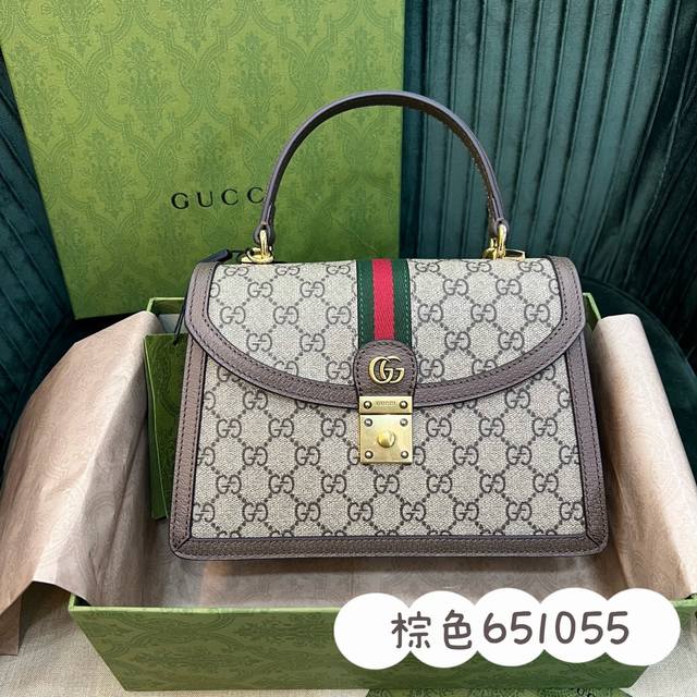 原厂皮 Orphidia 651055Pvc配白色原厂皮．系列经典的复古格调绝对是此系列难得适合各年龄段的款了ophidia系列不断发展壮大，在每一季都会带来令