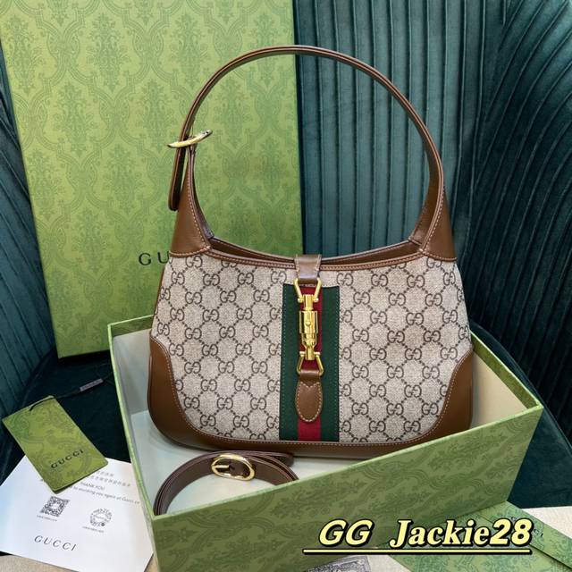 原厂皮 大货级别 #Jackie的复古时 顶级原单 Get近期爱豆都在背的jackie 新一季的it Bag 忍不住多看两眼 这只绿红绿织带的 Gg Supre 原厂皮 大货级别 #Jackie的复古时 顶级原单 Get近期爱豆都在背的jackie 新一季的it Bag 忍不住多看两眼 这只绿红绿织带的 Gg Supre