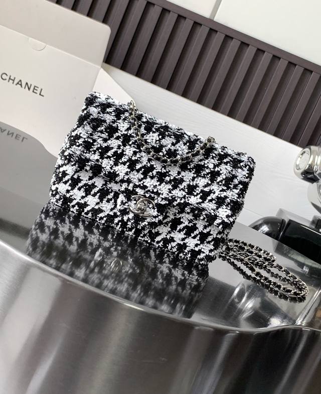 Chanel Mini Cf彩虹亮片晚宴包 羊皮内里全钢五金 尺寸：20X14X7Cm 款号：4418