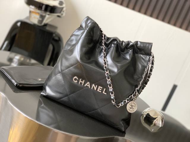 Chanel22Bag金币链条抽绳袋 亮面小牛皮复古五金 尺寸：37X35X7Cm 小号：3260