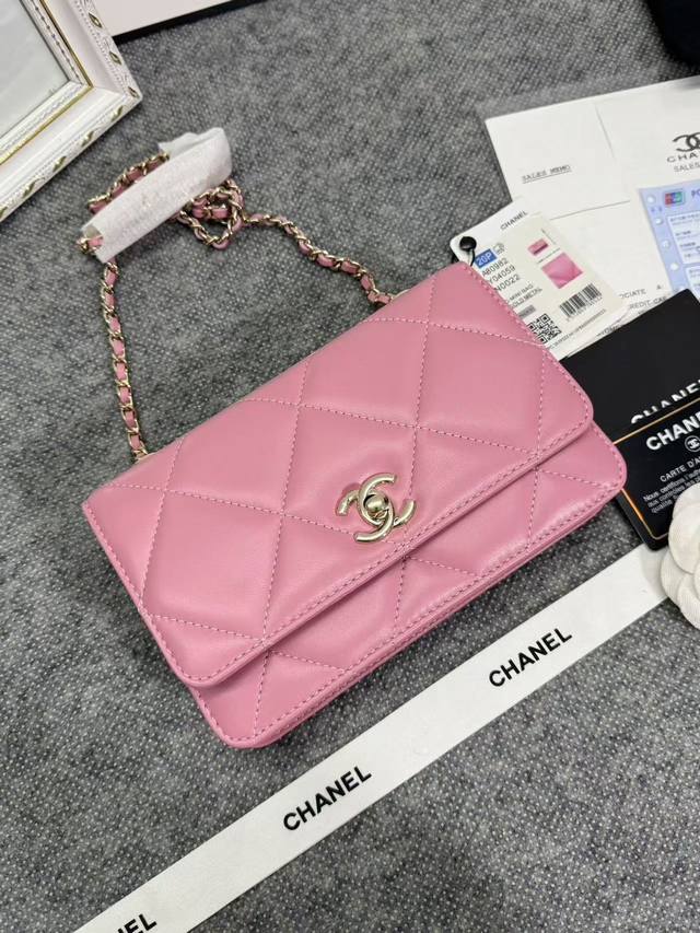 Chane． 22S春夏新款链条小包 进口羊皮全钢crush浮雕灵格五金 80982尺寸：19*12.5*3.5Cm