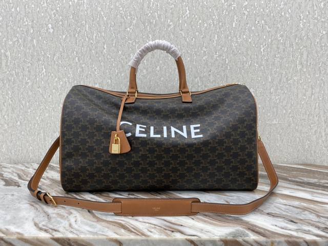 Celine新款旅行袋 Voyage Triomphe帆布大号手袋 20 X 11 X 9英寸 50 X 28 X 22.5厘米 63%涂层帆布，37%小牛皮