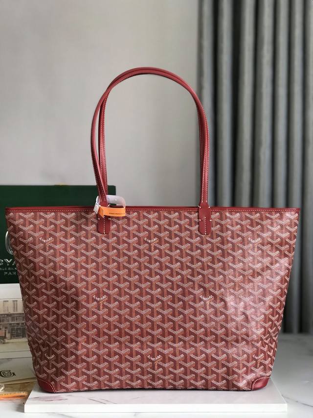 正品级 Goyard 戈雅 经多次研究与改良，不断提升面料与皮质，全方位独家定制只为不断达到客户的高品质要求 如果你担心没拉链的安全性不够高、那么拉链款的托特包