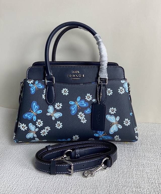 Coach蔻驰ch212 四月新元素蝴蝶m印花系列 蝴蝶印花真的超级好看 人间四月天邂逅浪漫的心动 Coach蔻驰ch212 四月新元素蝴蝶m印花系列 蝴蝶印花真的超级好看 人间四月天邂逅浪漫的心动