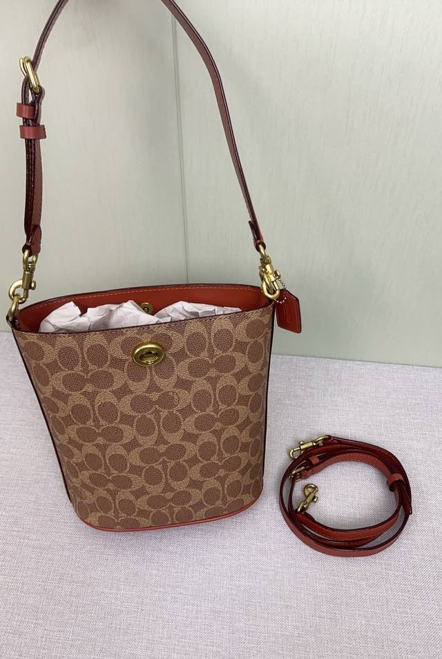 新款coach 蔻驰女willow单肩斜挎水桶包c W602 荔枝纹牛皮,尺寸20 21 8 新款coach 蔻驰女willow单肩斜挎水桶包c W602 荔枝纹牛皮,尺寸20 21 8