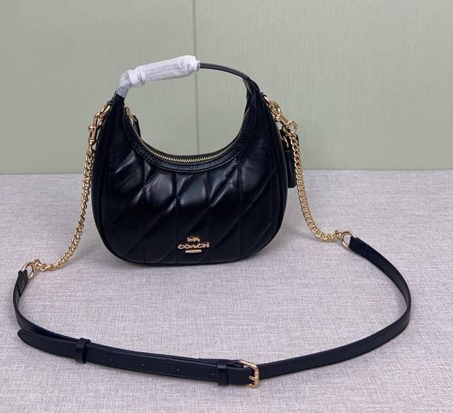 Coach 12月新品cy710 Miu系小黑包